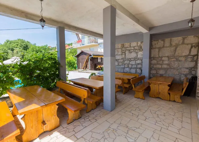 شقة 2 تْسْغيكفانِتْسا