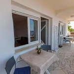 2 Crikvenica