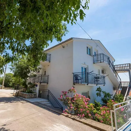 Crikvenica 2 * Klanfari